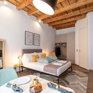 beplace-duomo-suites.it-lombardy.com/